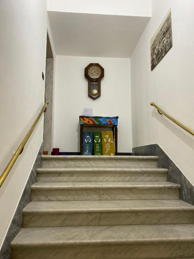 B&B Dormire Dai Grimaldi Génova Exterior foto