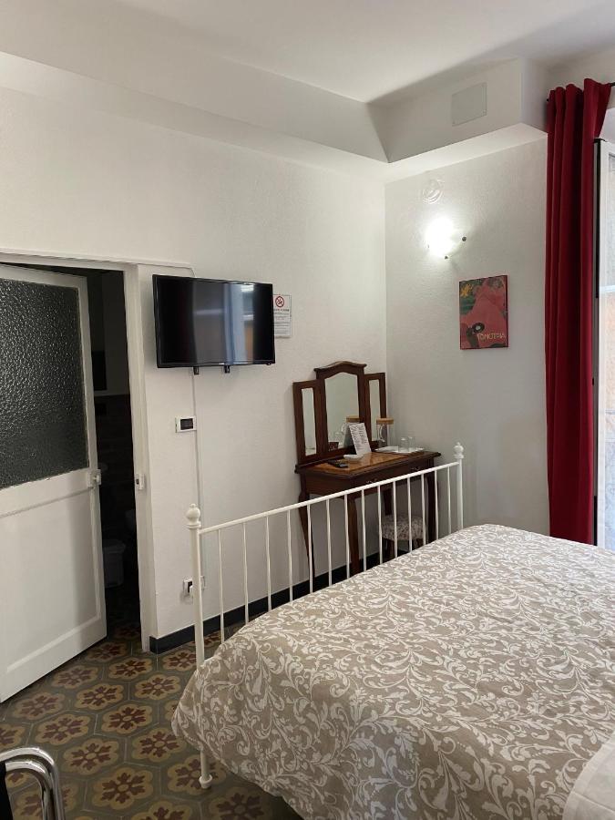 B&B Dormire Dai Grimaldi Génova Exterior foto